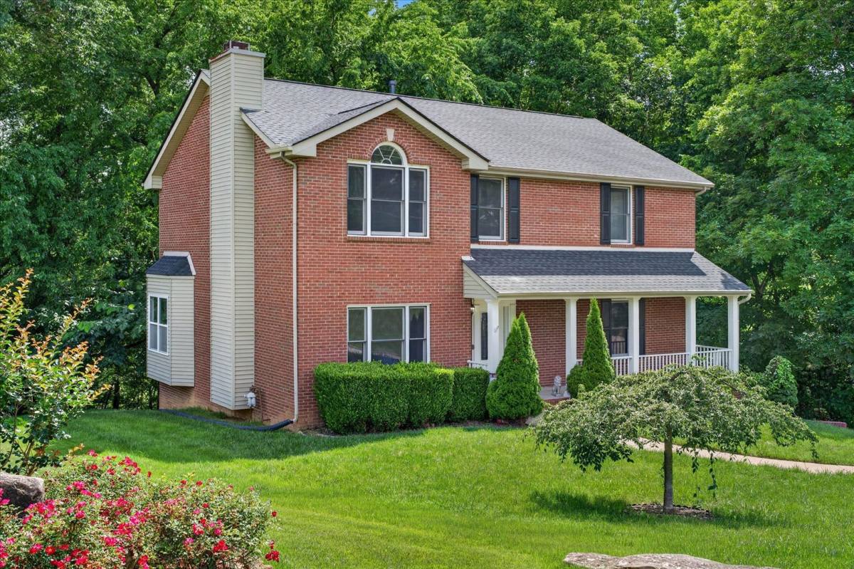 House for rent at 2200 Springlot Rd, Clarksville, TN 37043