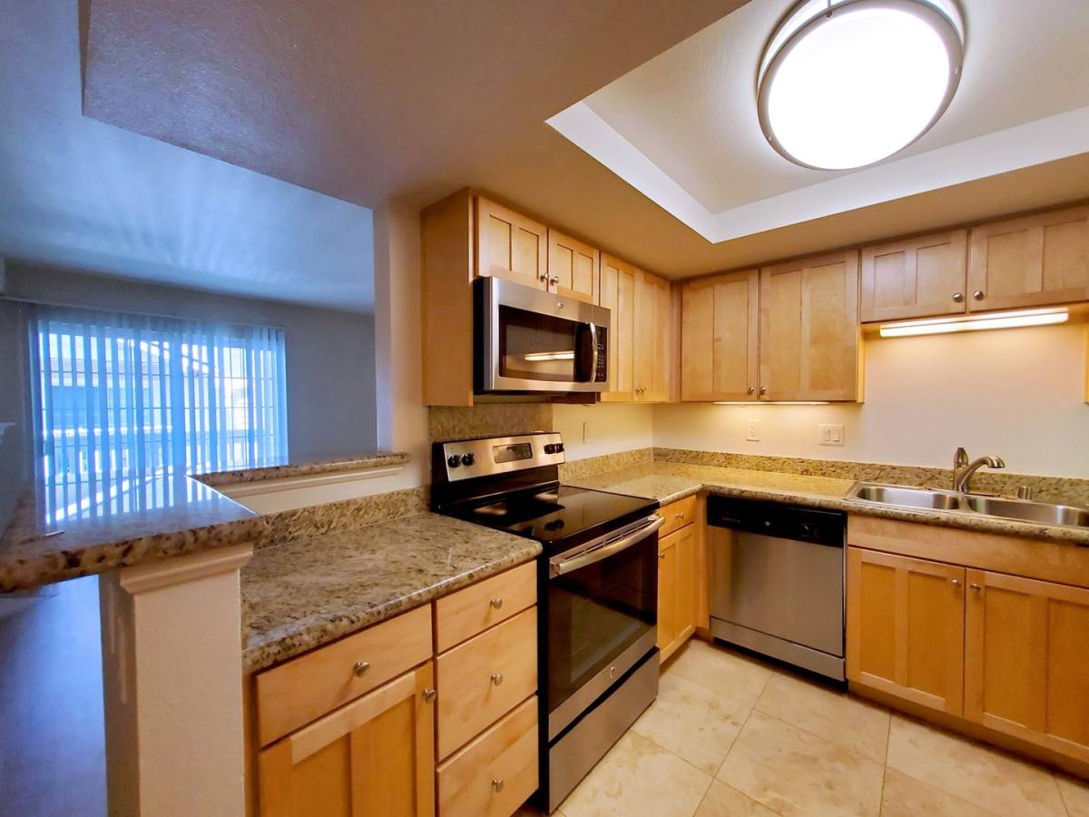 Apartment for rent at 485 N Citrus Ave, Escondido, CA 92027