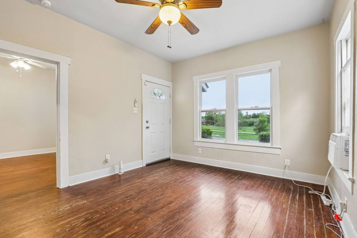 House for rent at 2310 N Sabinas St, San Antonio, TX 78201