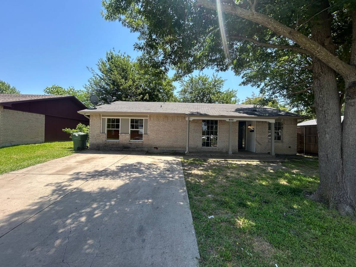 House for rent at 402 Nickens Rd, Garland, TX 75043