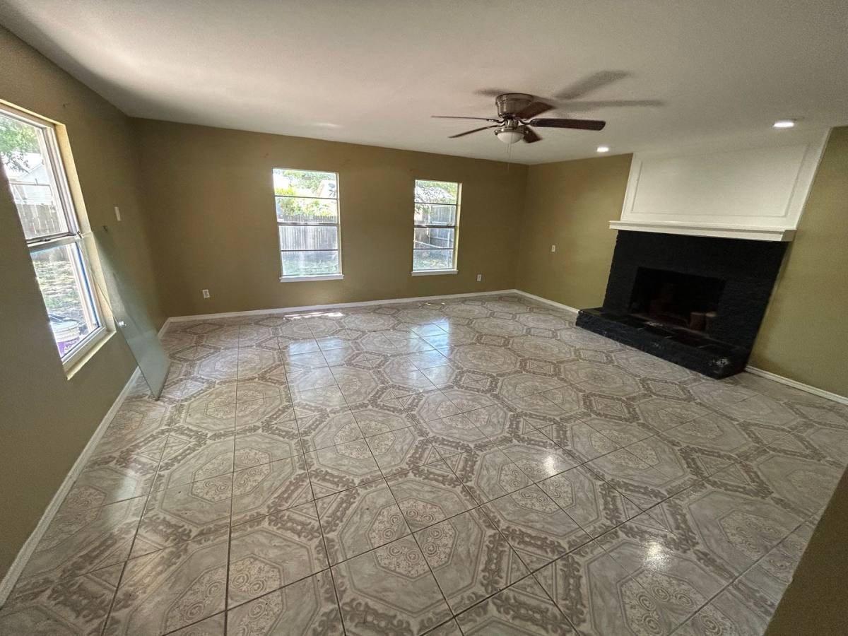 House for rent at 402 Nickens Rd, Garland, TX 75043
