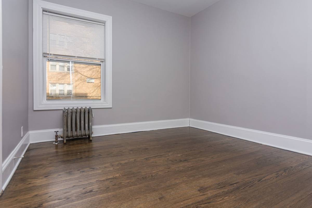 Apartment for rent at 8000 S Justine St, Chicago, IL 60620