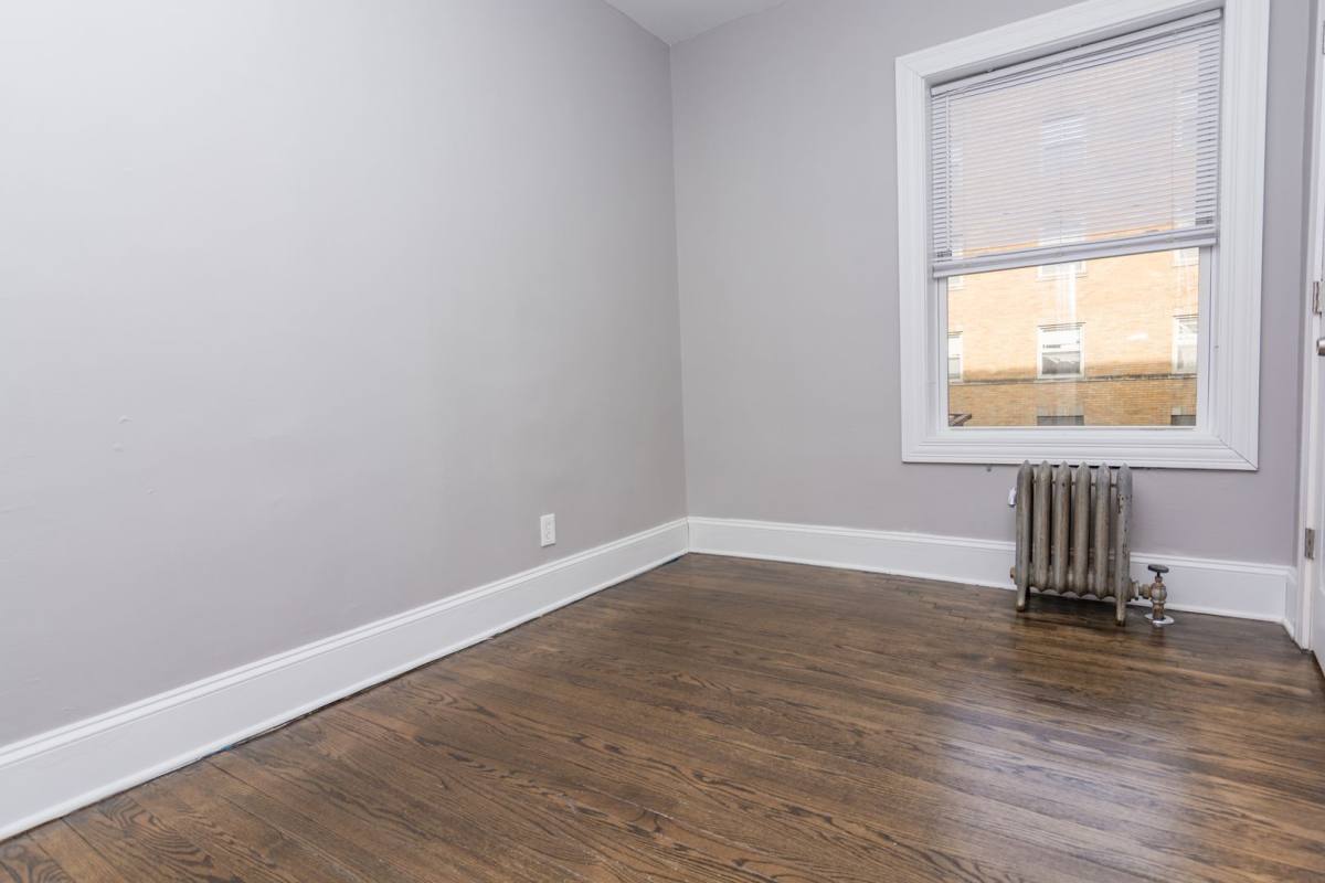Apartment for rent at 8000 S Justine St, Chicago, IL 60620