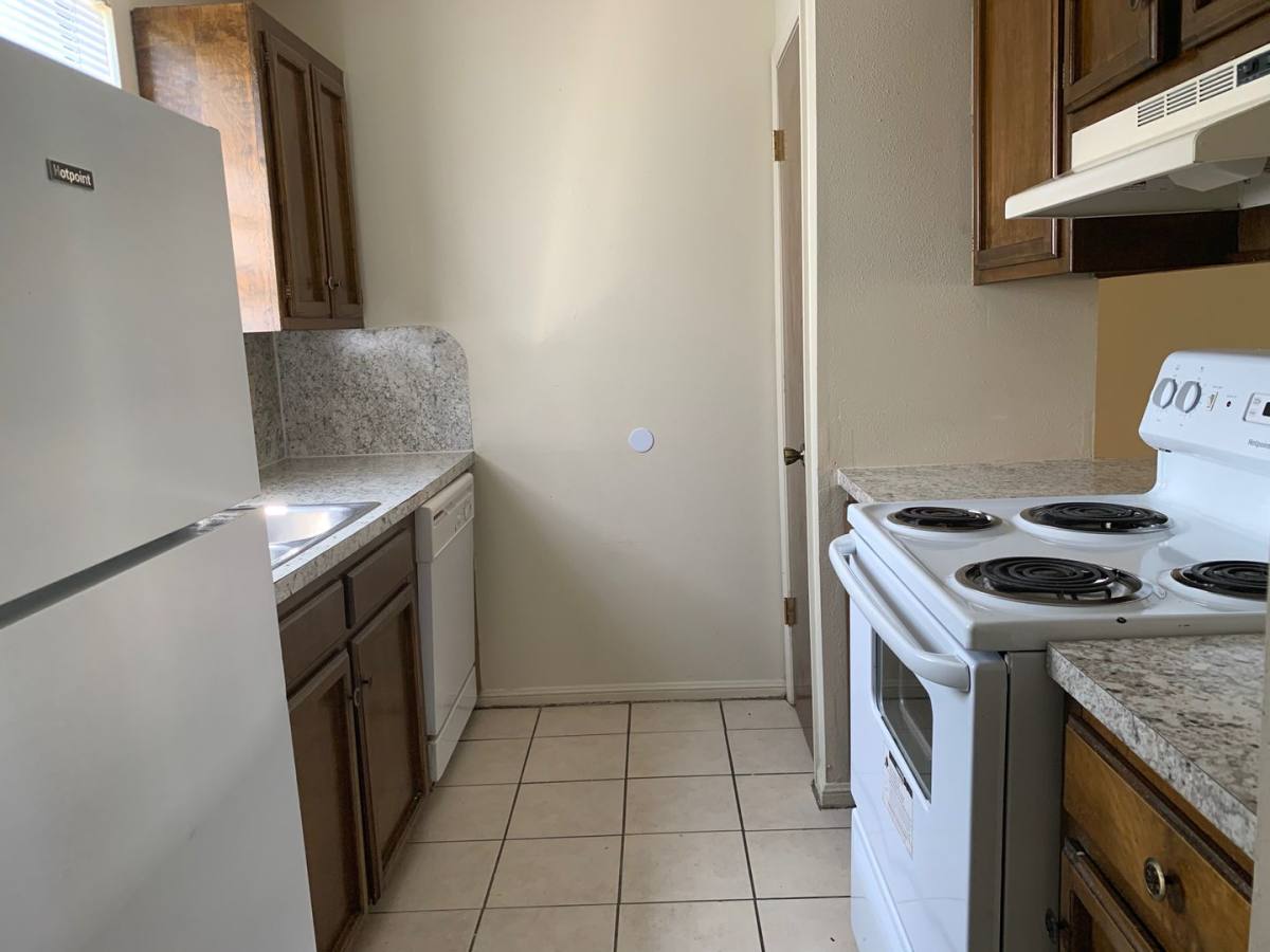 Apartment for rent at 8150 Bayou Fountain Ave, Baton Rouge, LA 70820