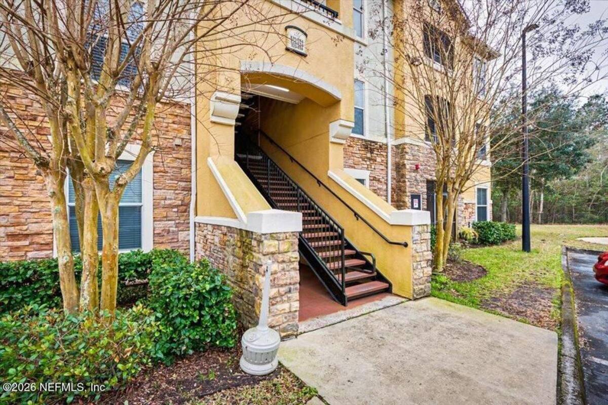 Condo for rent at 8539 Gate Parkway, Jacksonville, FL 32216