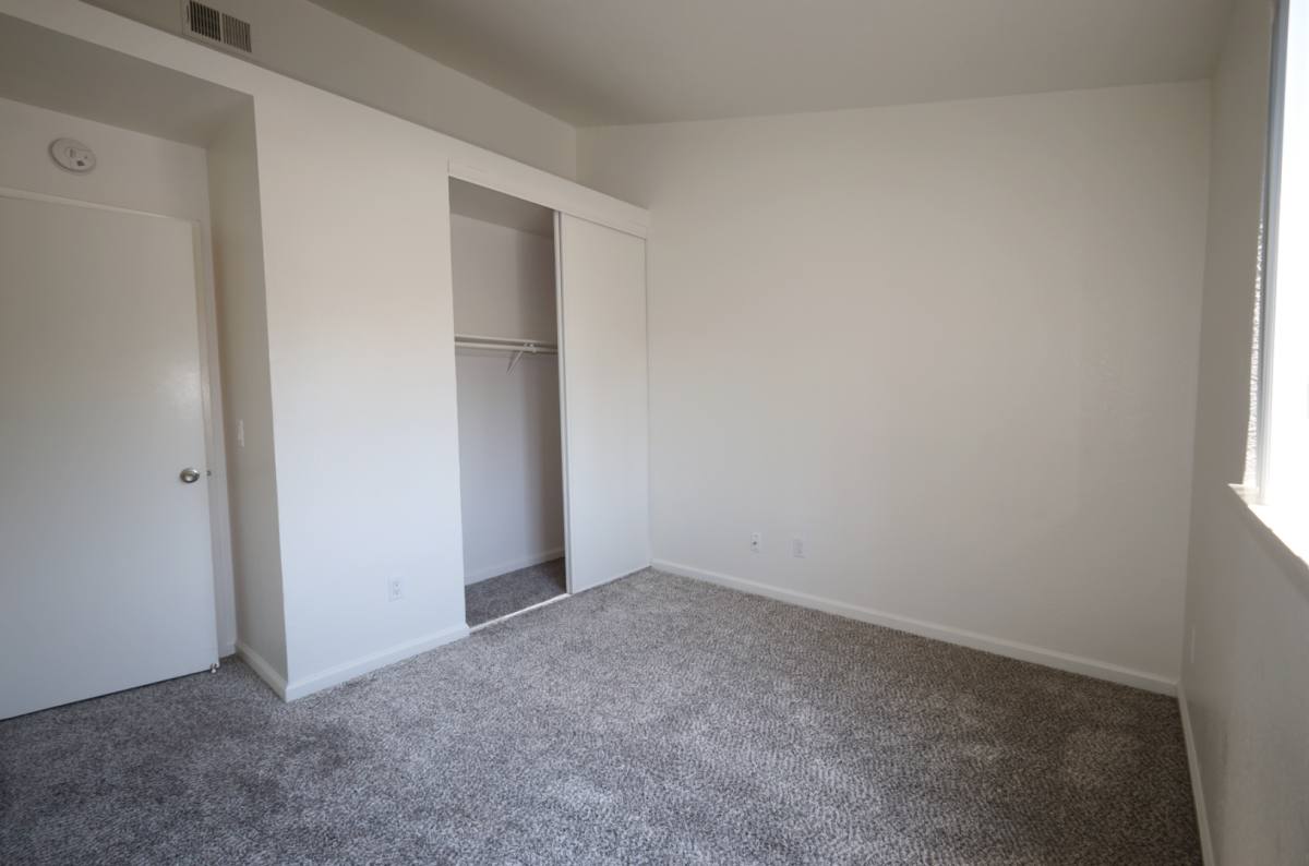 Apartment for rent at 7434 Auburn Oaks Court, Citrus Heights, CA 95621