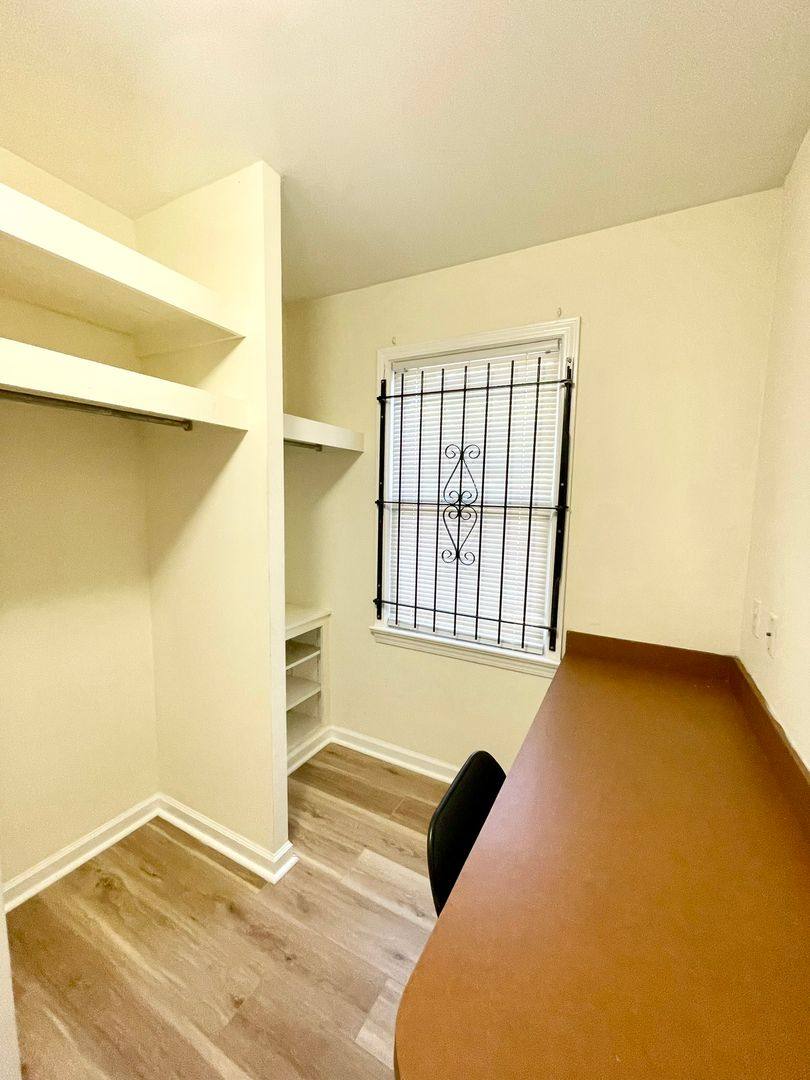 Apartment for rent at 1227 Barnwell St, Columbia, SC 29201