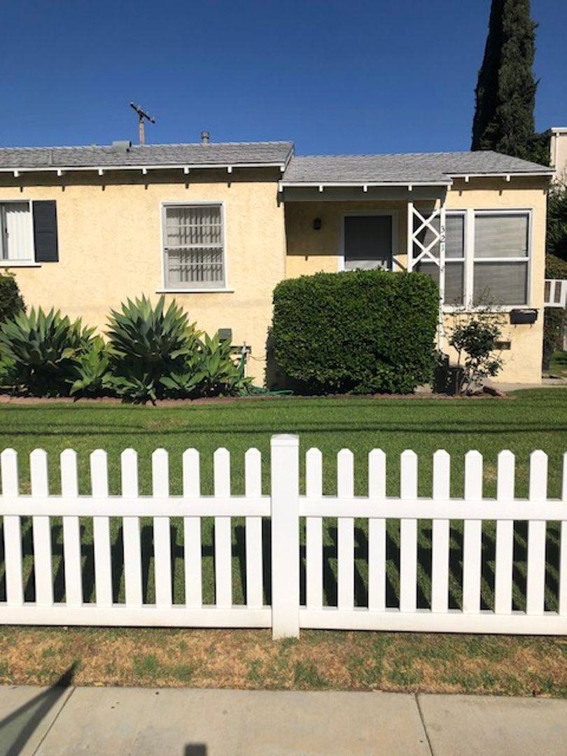 Apartment for rent at 321 W Alameda Ave, Burbank, CA 91506