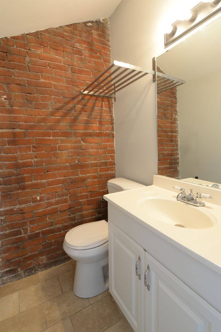 Apartment for rent at 1808-1810 S 8th St, Saint Louis, MO 63104
