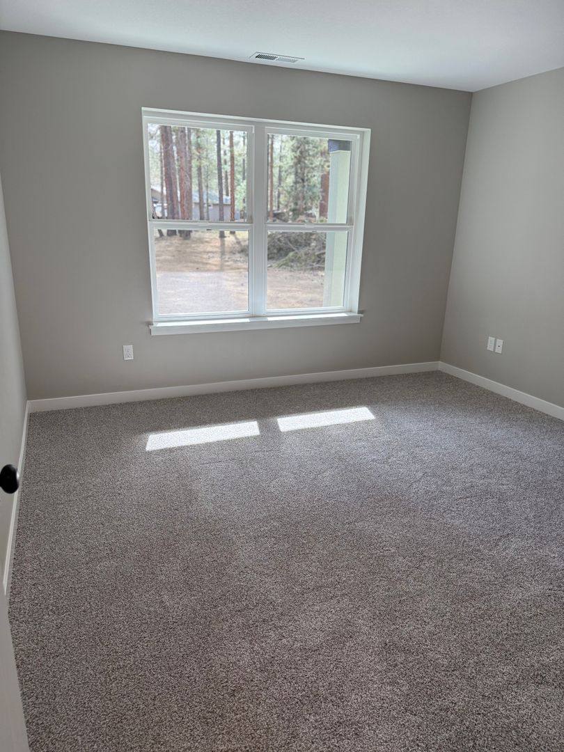 House for rent at 14836 Saddle Horn, Sisters, OR 97759
