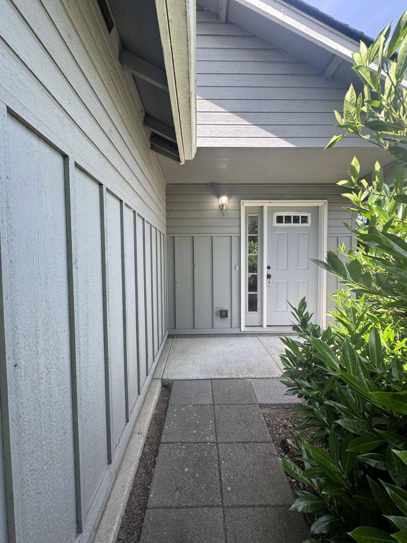 House for rent at 543 Hanover St, Eugene, OR 97402