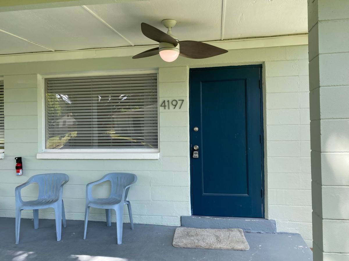 Apartment for rent at 4163-4197 31st St N, Saint Petersburg, FL 33714