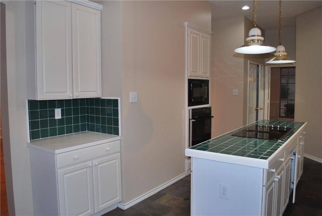 House for rent at 2685 Hillside Dr, Lewisville, TX 75077