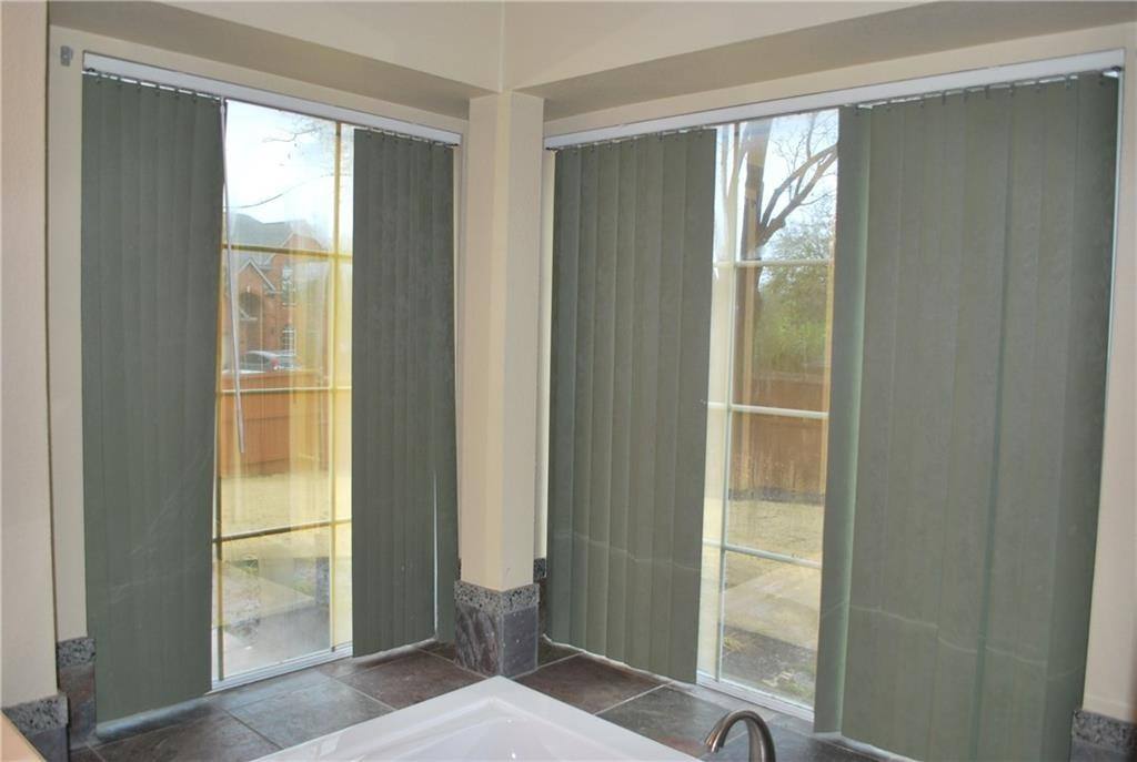 House for rent at 2685 Hillside Dr, Lewisville, TX 75077