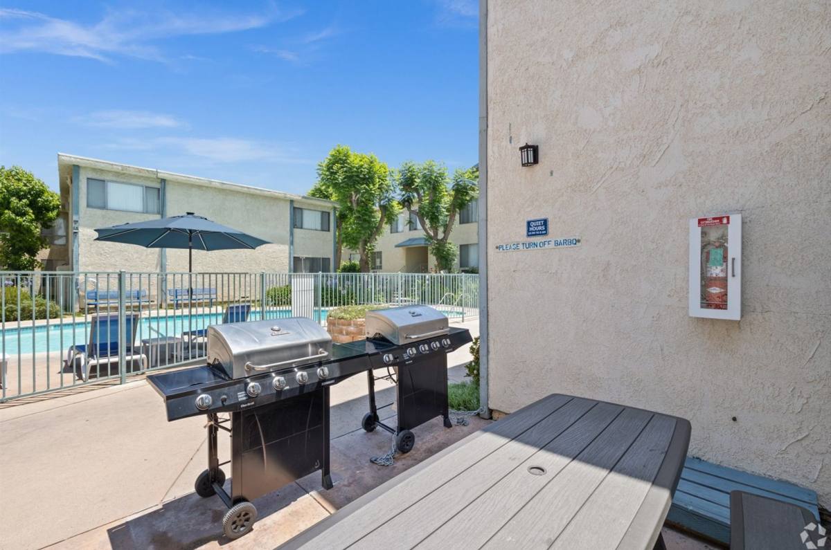 Apartment for rent at 18540 Plummer St, Northridge, CA 91324