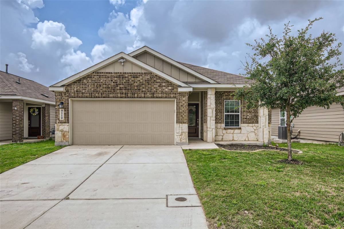 House for rent at 9110 Longhorn Park, Converse, TX 78109