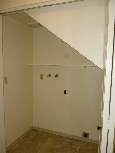 Apartment for rent at 1110 Woodrow Lane, Medford, OR 97504
