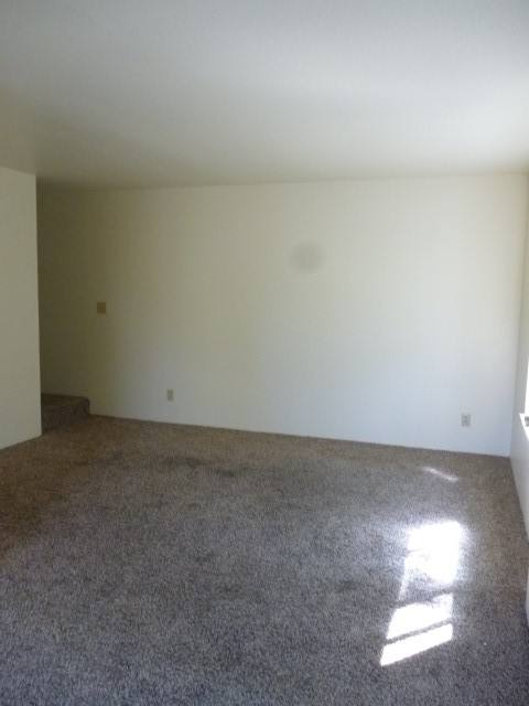 Apartment for rent at 1110 Woodrow Lane, Medford, OR 97504