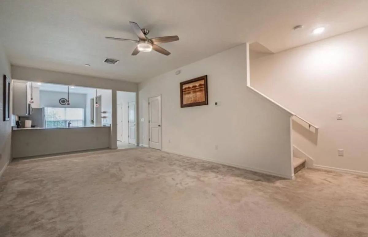 Apartment for rent at 1122 Hillhurst Dr, Wesley Chapel, FL 33543