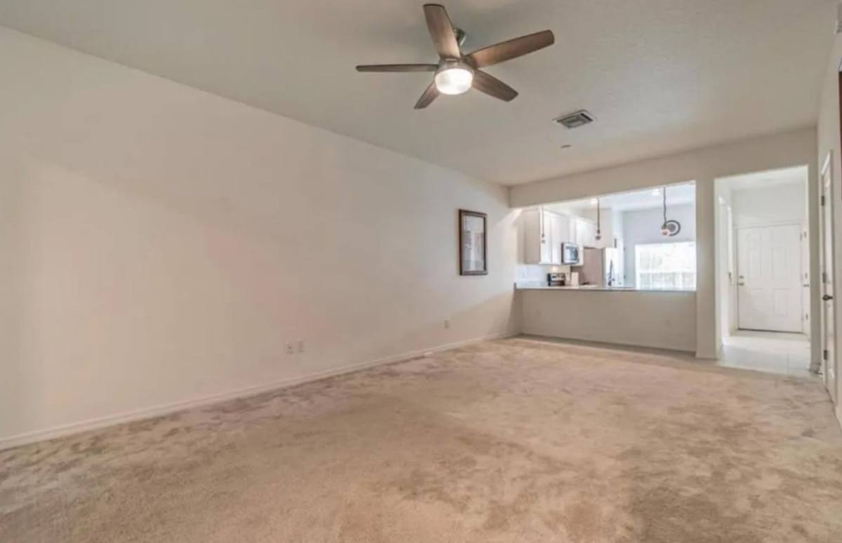 Apartment for rent at 1122 Hillhurst Dr, Wesley Chapel, FL 33543
