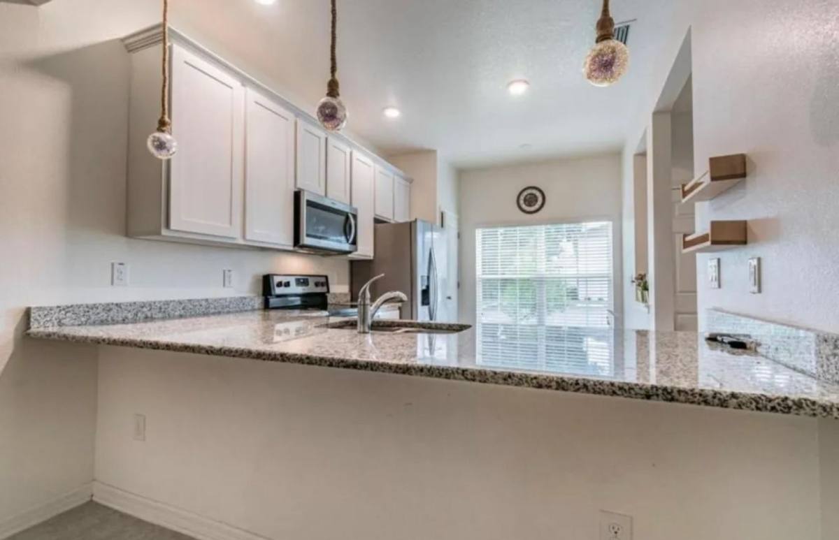 Apartment for rent at 1122 Hillhurst Dr, Wesley Chapel, FL 33543
