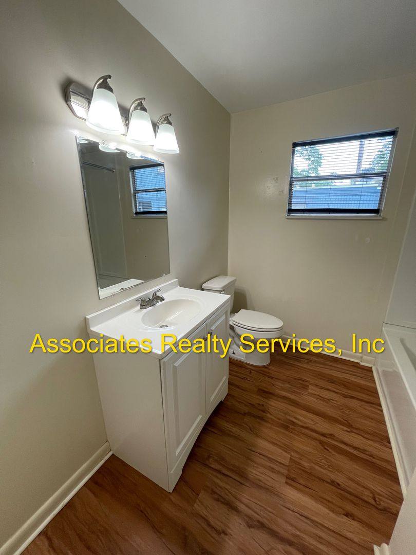 Apartment for rent at 611 SW 75th St #107, Gainesville, FL 32607