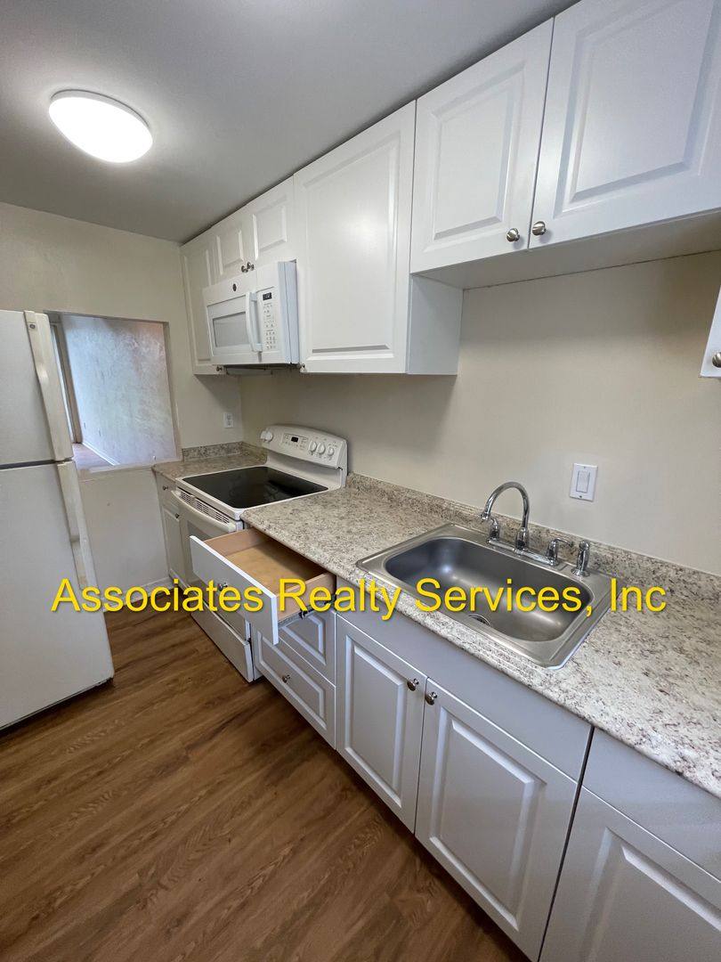 Apartment for rent at 611 SW 75th St #107, Gainesville, FL 32607