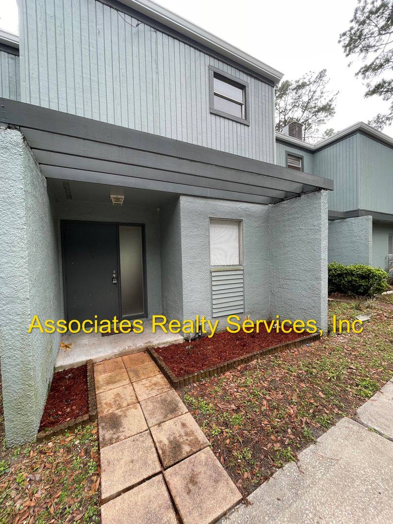 Apartment for rent at 611 SW 75th St #107, Gainesville, FL 32607