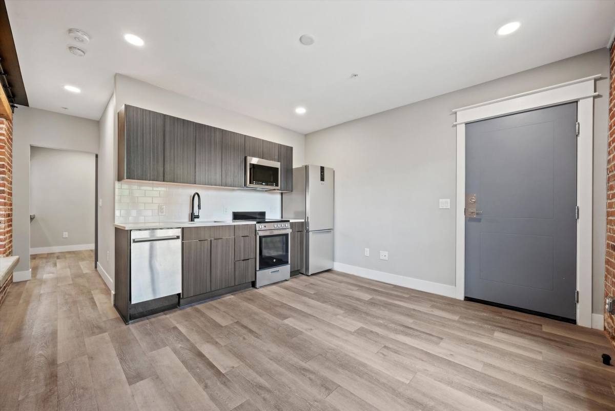 Apartment for rent at 1440 N Clarkson St, Denver, CO 80218