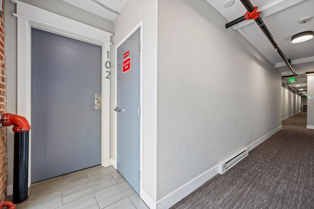 Apartment for rent at 1440 N Clarkson St, Denver, CO 80218