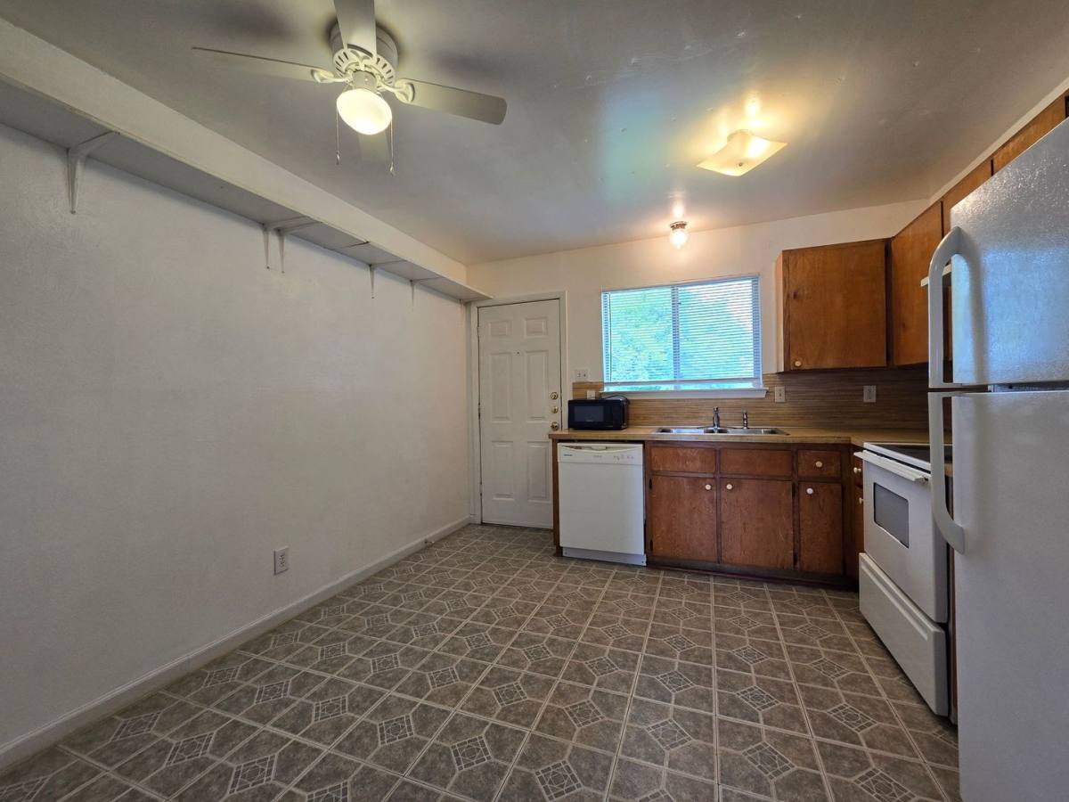 Apartment for rent at 1305 Quail Circle, Killeen, TX 76549
