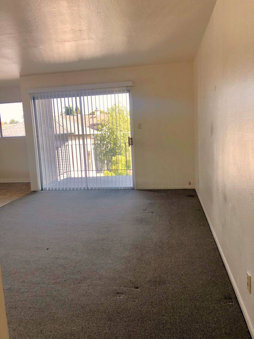Apartment for rent at 2172 Blake St, Berkeley, CA 94704