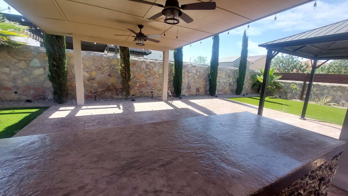 House for rent at 800 Caterick St, El Paso, TX 79938