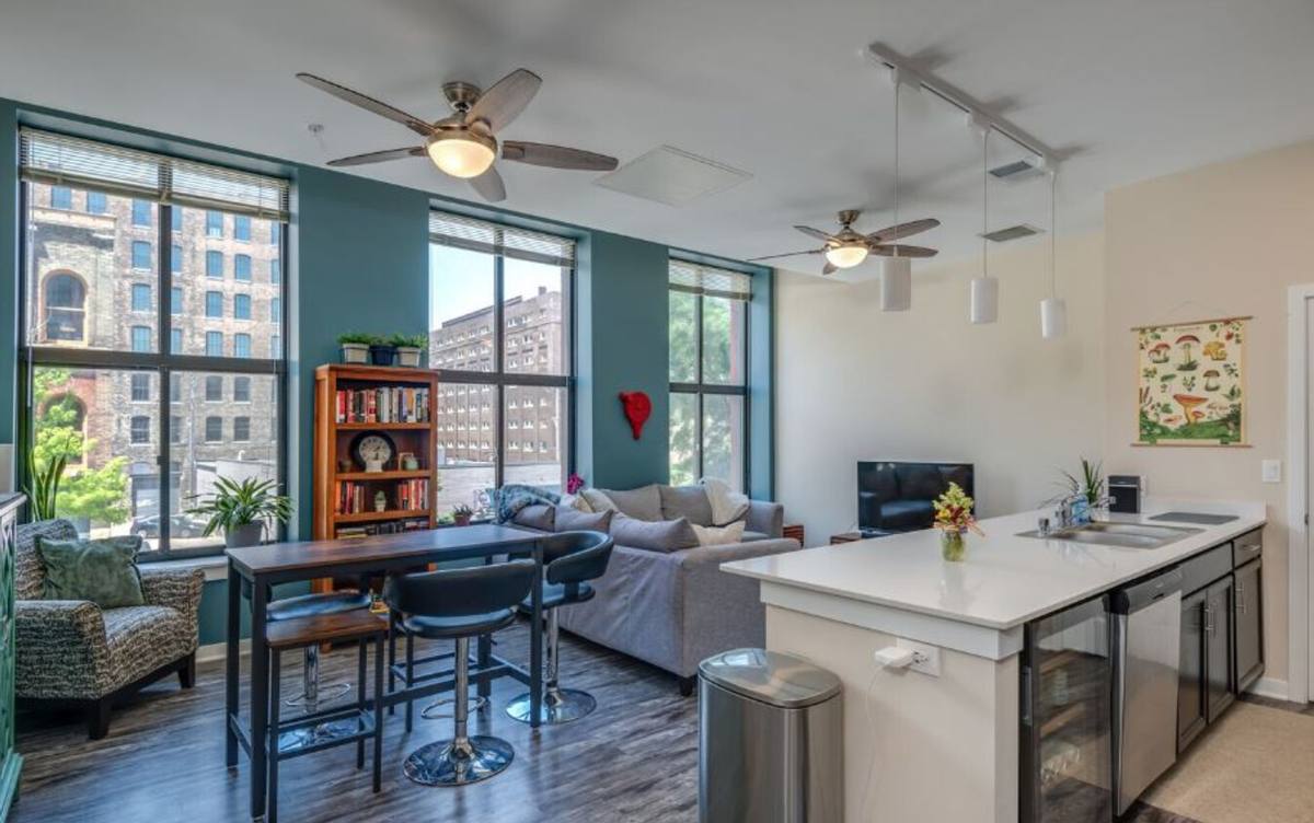 Apartment for rent at 133 W Pittsburgh, Milwaukee, WI 53204