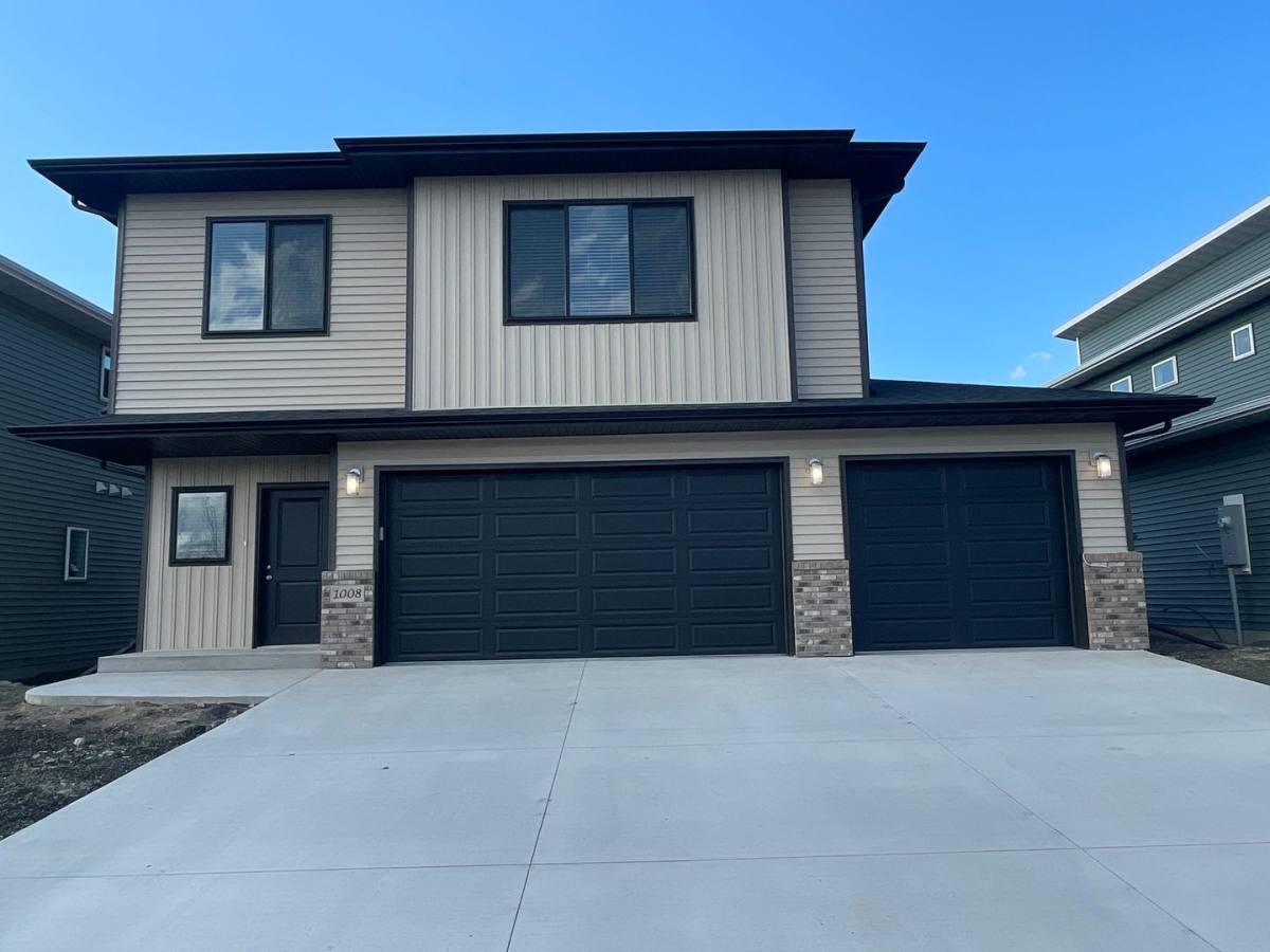 House for rent at 1008 61st Ave W, West Fargo, ND 58078