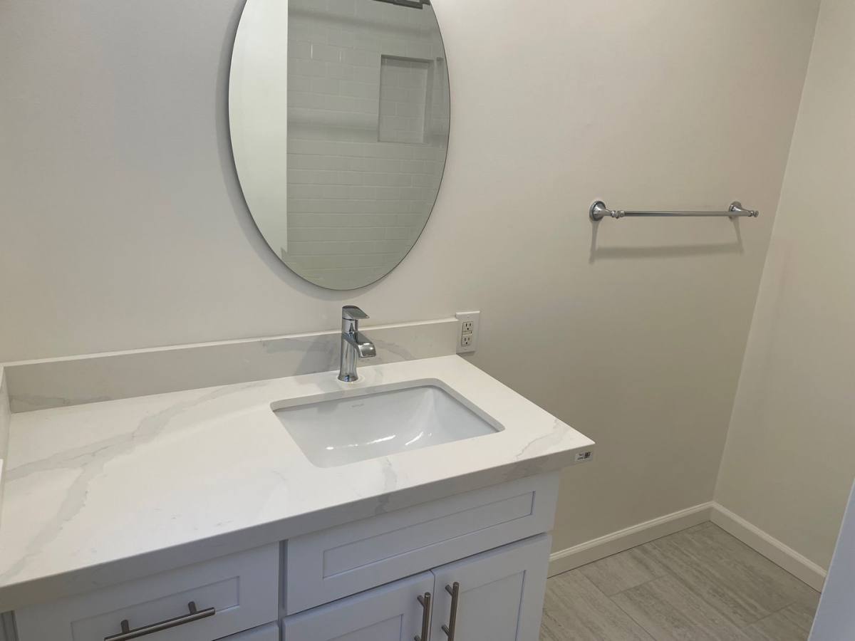 Apartment for rent at 4011 E First St, Long Beach, CA 90803