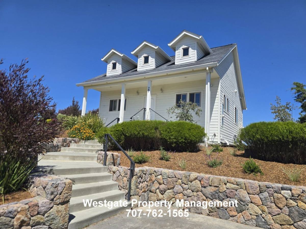 House for rent at 27 Valen Way, Petaluma, CA 94952