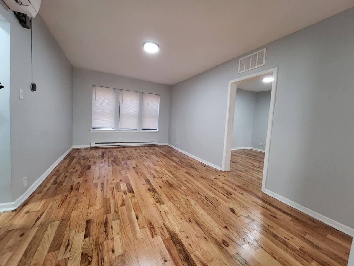 Apartment for rent at 7451-59 S Bennett Ave, Chicago, IL 60608