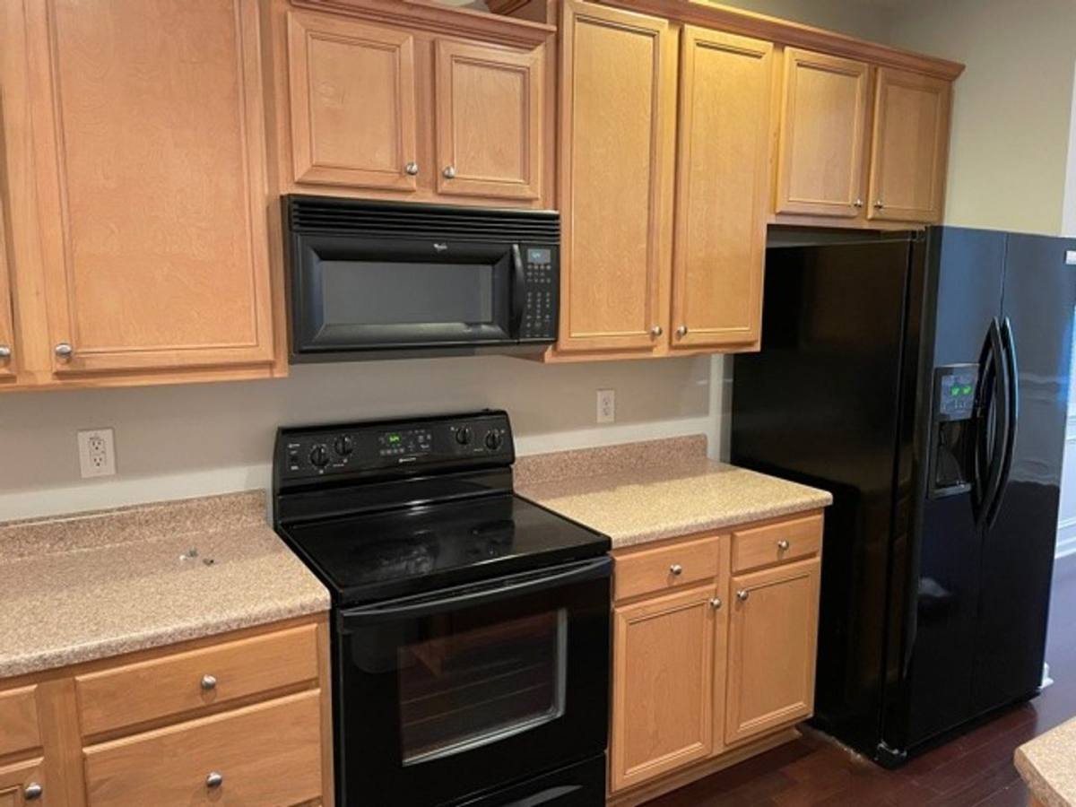 Townhouse for rent at 8835 Camden Park Dr, Raleigh, NC 27613