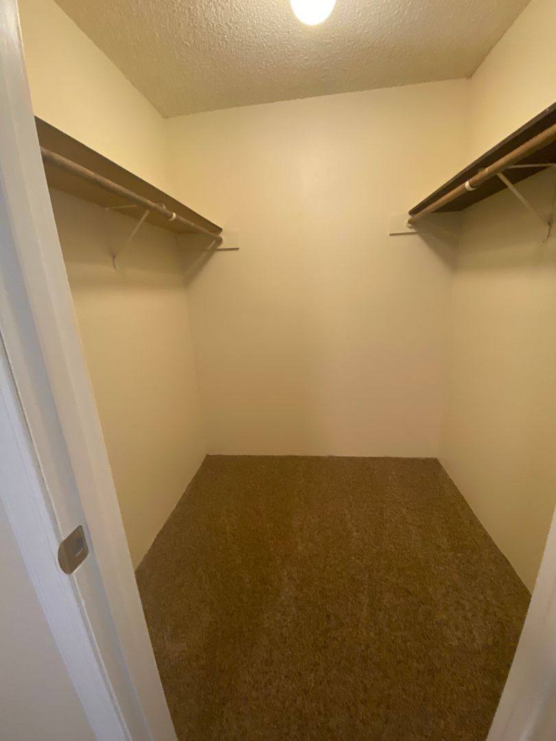 Apartment for rent at 1016-1030 W 8th Place, The Dalles, OR 97058