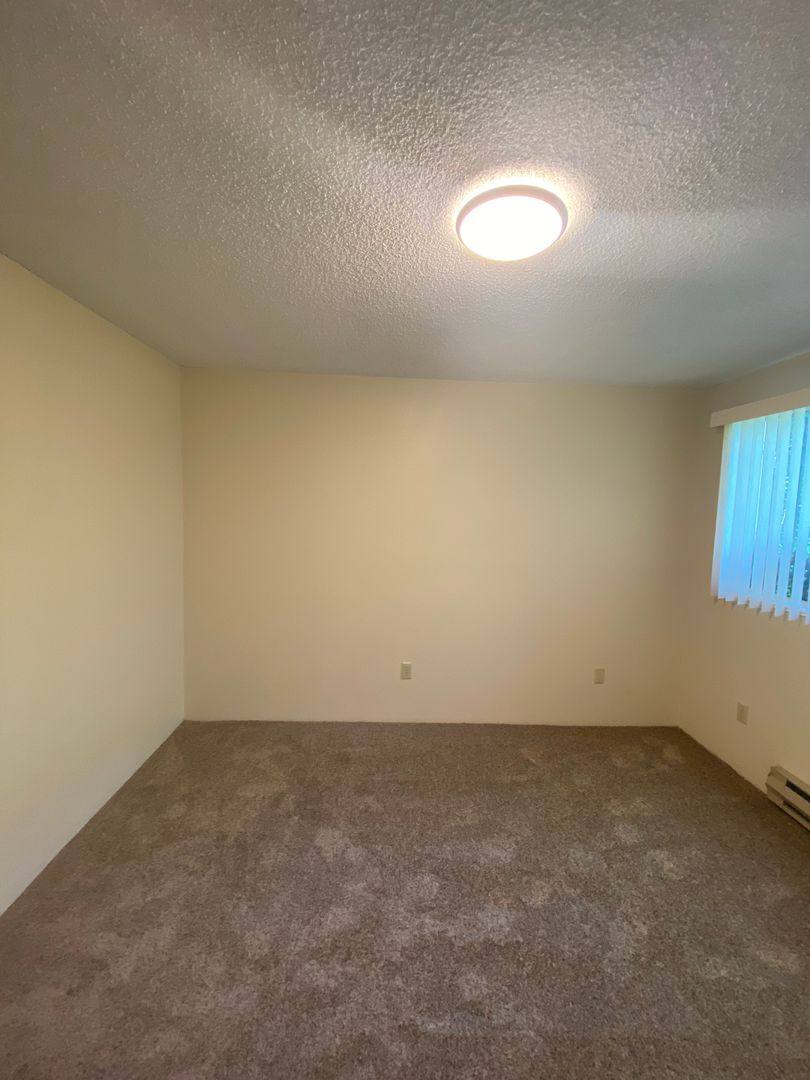 Apartment for rent at 1016-1030 W 8th Place, The Dalles, OR 97058