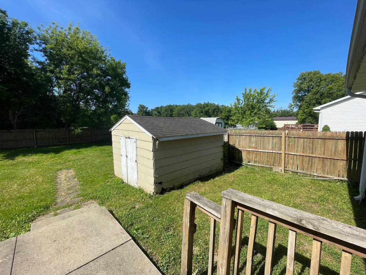 House for rent at 101 W 2nd St, Albany, IN 47320