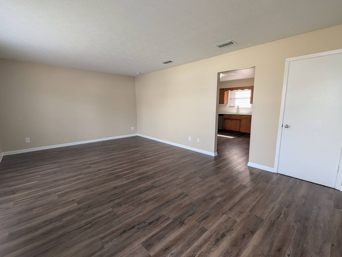 Apartment for rent at 6038 Bizier Rd E, Jacksonville, FL 32244