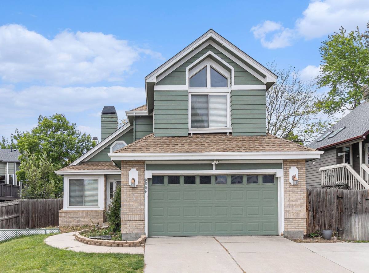 House for rent at 9855 Iris St, Broomfield, CO 80021