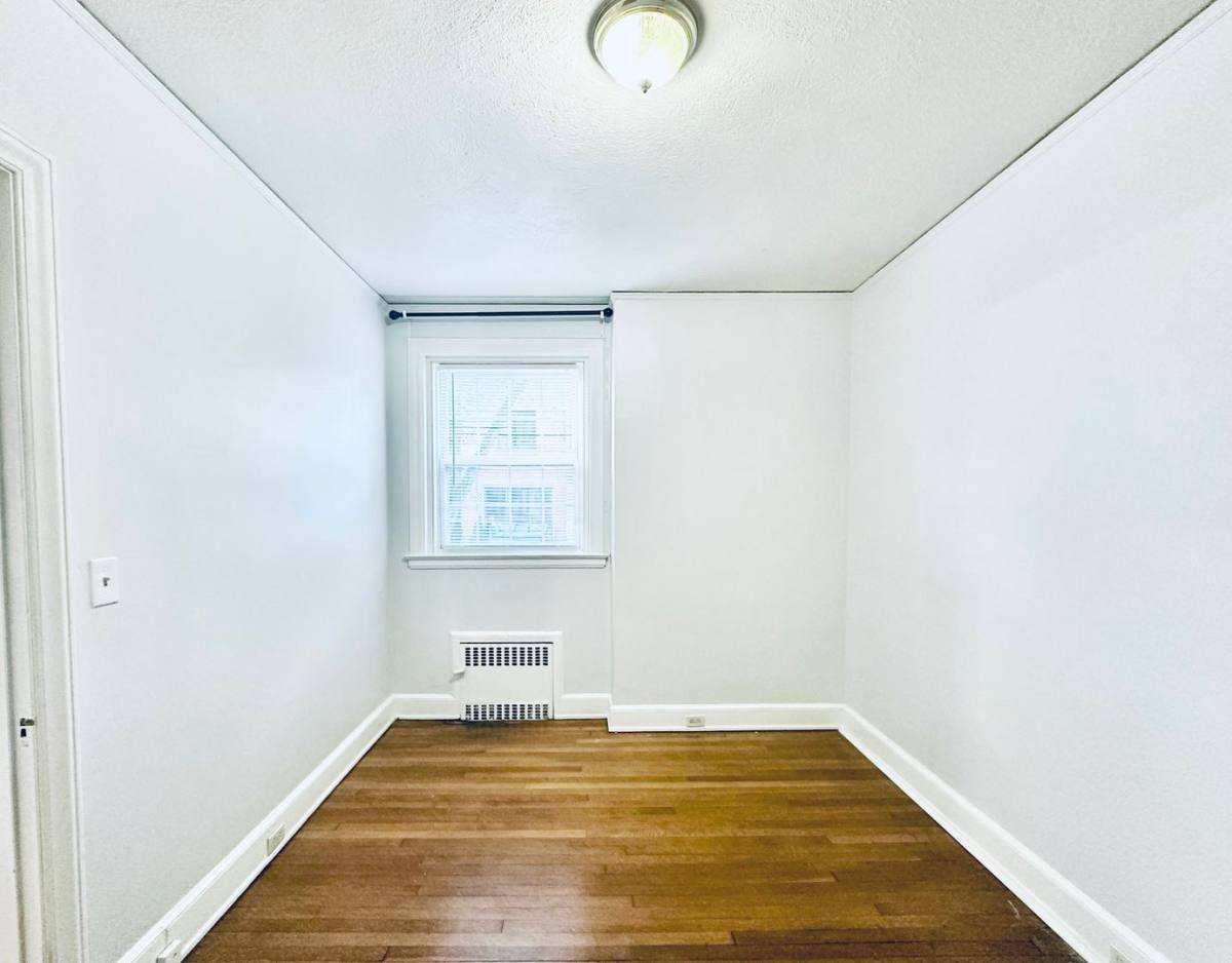 Apartment for rent at 25 Lynwood Place, New Haven, CT 06511