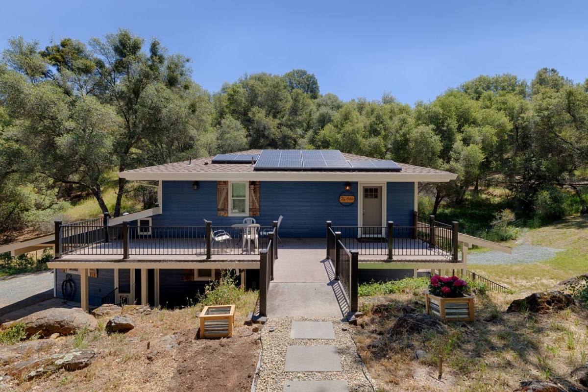 House for rent at 21723 E Hacienda, Grass Valley, CA 95949
