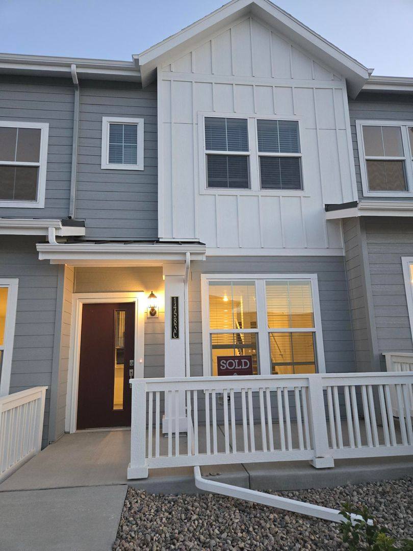 Townhouse for rent at 14583 W 91st Dr, Arvada, CO 80005