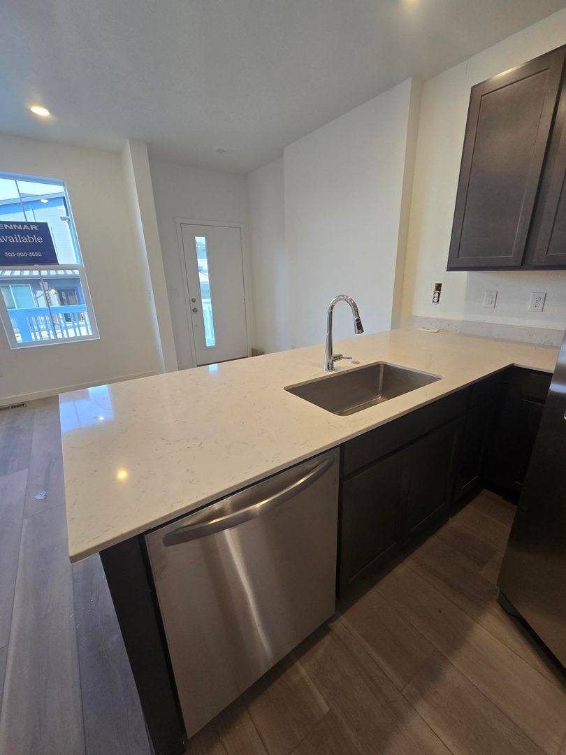 Townhouse for rent at 14583 W 91st Dr, Arvada, CO 80005