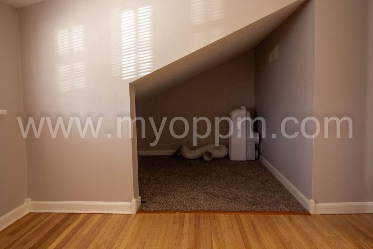 Apartment for rent at 4202 Barker Ave, Omaha, NE 68105