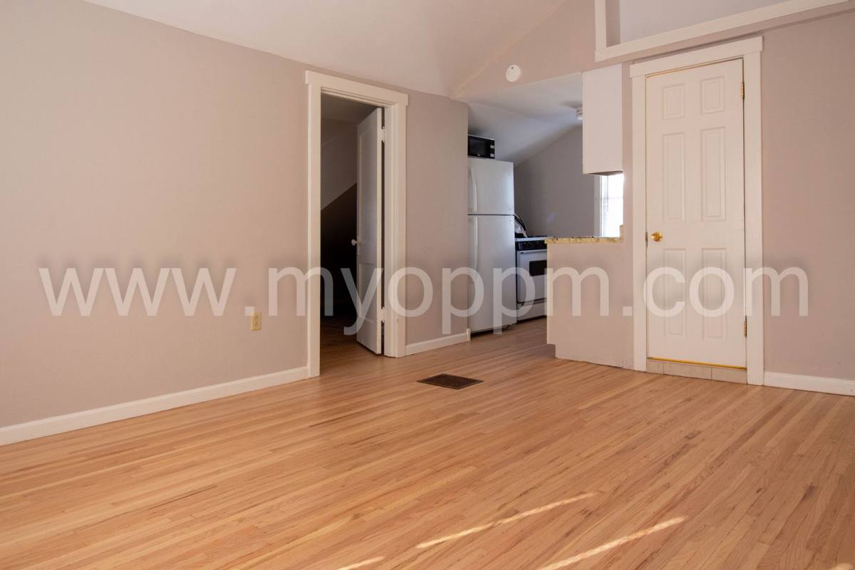 Apartment for rent at 4202 Barker Ave, Omaha, NE 68105